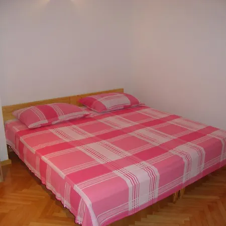Apartments Rubinic Jelsa  Room photo