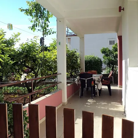 Apartments Rubinic Jelsa  Room photo